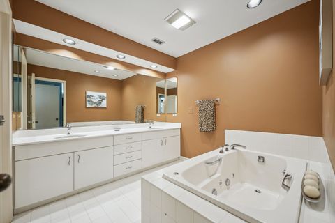 Tiny photo for 4545 W Touhy Avenue #319W, Lincolnwood, IL 60712 (MLS # 12558737)