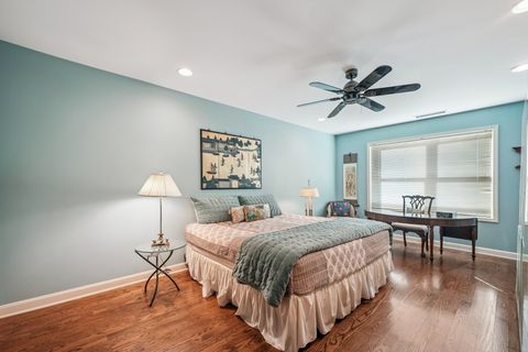 Tiny photo for 4545 W Touhy Avenue #319W, Lincolnwood, IL 60712 (MLS # 12558737)