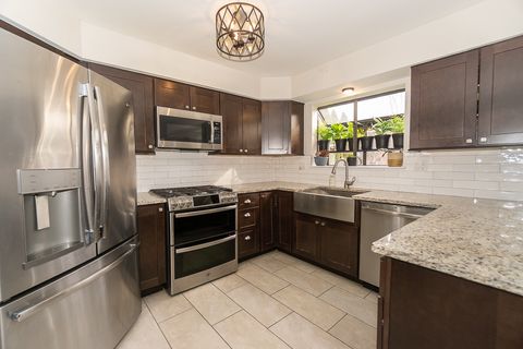 Tiny photo for 175 N Clare Court, Wood Dale, IL 60191 (MLS # 12569165)