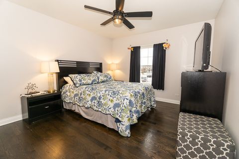 Tiny photo for 175 N Clare Court, Wood Dale, IL 60191 (MLS # 12569165)