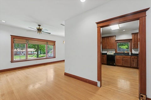 Tiny photo for 2304 E Shurts Circle, Urbana, IL 61801 (MLS # 12669187)