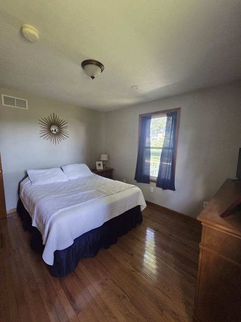 Tiny photo for 3794 Valier Carpet Road, Tamaroa, IL 62888 (MLS # 12686411)