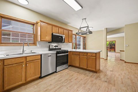 Tiny photo for 10948 Deblin Lane, Oak Lawn, IL 60453 (MLS # 12649317)