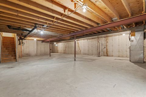 Tiny photo for 10948 Deblin Lane, Oak Lawn, IL 60453 (MLS # 12649317)