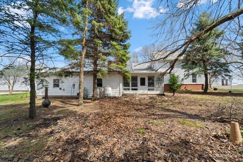 Tiny photo for 15555 McGirr Road, Hinckley, IL 60520 (MLS # 12610835)