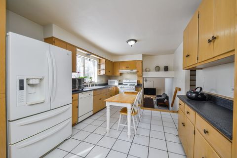 Tiny photo for 22W417 Tamarack Drive, Glen Ellyn, IL 60137 (MLS # 12530995)