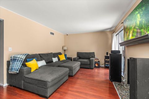 Tiny photo for 111 Aberdeen Court, Geneva, IL 60134 (MLS # 12518268)