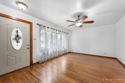 Tiny photo for 10316 S Green Bay Avenue, Chicago, IL 60617 (MLS # 12595180)