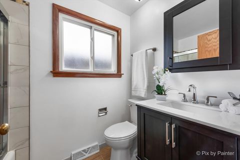 Tiny photo for 10316 S Green Bay Avenue, Chicago, IL 60617 (MLS # 12595180)