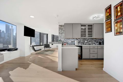 Tiny photo for 155 N HARBOR Drive #212-213, Chicago, IL 60601 (MLS # 12602716)