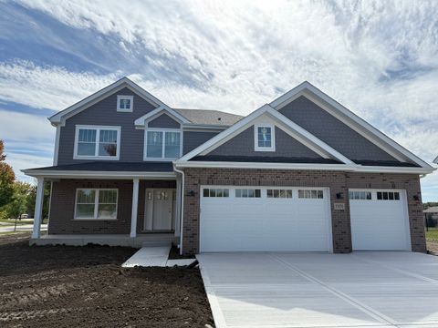 Photo of 1920 EDMONDS Avenue, New Lenox, IL 60451 (MLS # 12492726)