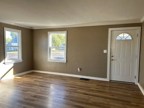 Tiny photo for 800 A Avenue, Rock Falls, IL 61071 (MLS # 12493639)