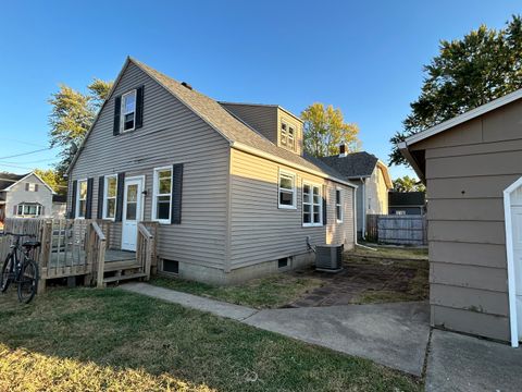 Tiny photo for 800 A Avenue, Rock Falls, IL 61071 (MLS # 12493639)