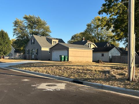Tiny photo for 800 A Avenue, Rock Falls, IL 61071 (MLS # 12493639)