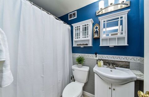 Tiny photo for 1342 S 14th Street #A2, St. Charles, IL 60174 (MLS # 12570085)