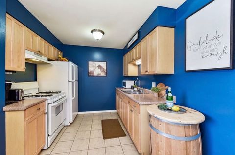 Tiny photo for 1342 S 14th Street #A2, St. Charles, IL 60174 (MLS # 12570085)