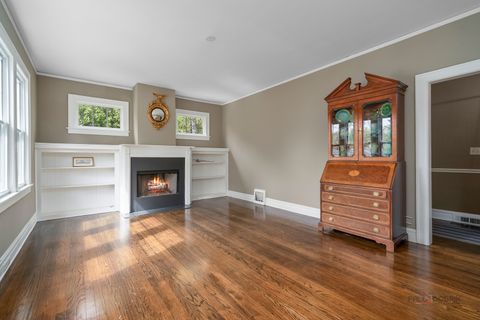 Tiny photo for 19 N June Terrace, Lake Forest, IL 60045 (MLS # 12642617)