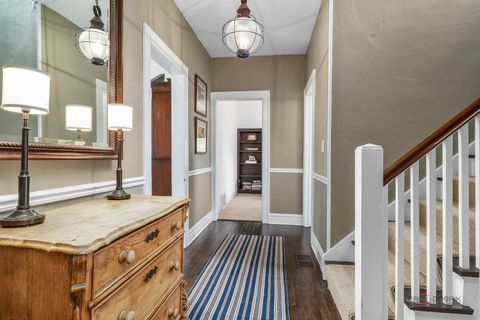 Tiny photo for 19 N June Terrace, Lake Forest, IL 60045 (MLS # 12642617)