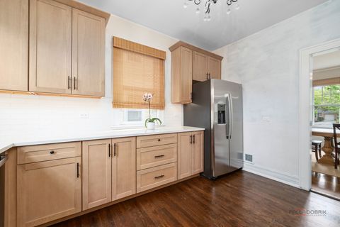 Tiny photo for 19 N June Terrace, Lake Forest, IL 60045 (MLS # 12642617)