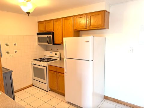 Tiny photo for 9407 S Roberts Road #3SE, Hickory Hills, IL 60457 (MLS # 12465133)