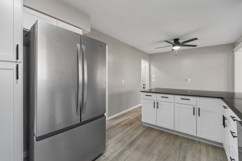 Tiny photo for 310 Hillcrest Drive, Geneseo, IL 61254 (MLS # 12574676)