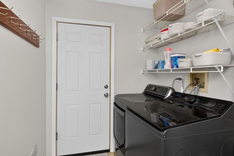 Tiny photo for 1038 Bedford Drive, Carol Stream, IL 60188 (MLS # 12632925)