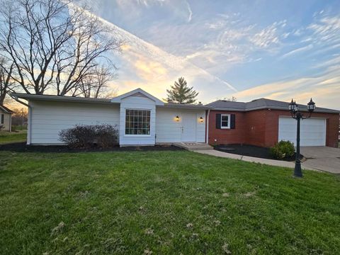 Tiny photo for 14652 N IL Hwy 37 Highway, Mt Vernon, IL 62864 (MLS # 12604956)