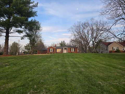 Tiny photo for 14652 N IL Hwy 37 Highway, Mt Vernon, IL 62864 (MLS # 12604956)