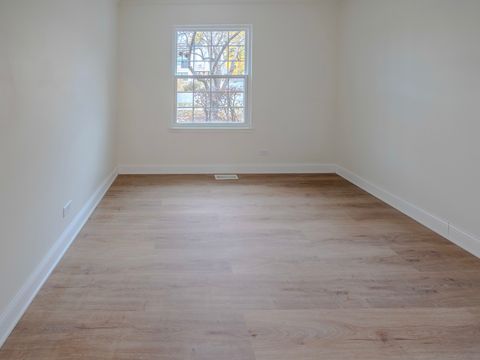 Tiny photo for 25 Illinois Avenue #M1, Schaumburg, IL 60193 (MLS # 12548420)