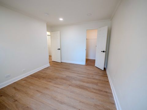 Tiny photo for 25 Illinois Avenue #M1, Schaumburg, IL 60193 (MLS # 12548420)