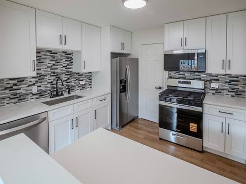 Tiny photo for 25 Illinois Avenue #M1, Schaumburg, IL 60193 (MLS # 12548420)