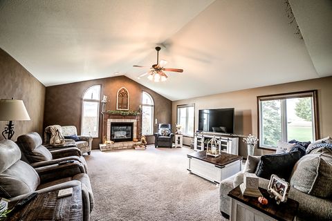 Tiny photo for 1718 N 1800 Road E, Watseka, IL 60970 (MLS # 12480553)