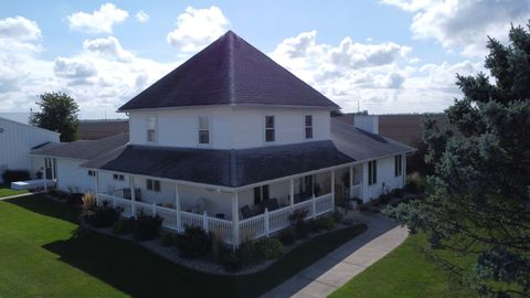 Tiny photo for 1718 N 1800 Road E, Watseka, IL 60970 (MLS # 12480553)