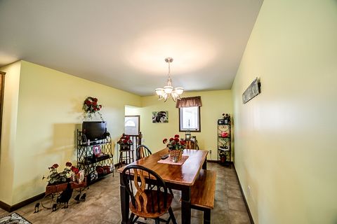 Tiny photo for 1718 N 1800 Road E, Watseka, IL 60970 (MLS # 12480553)