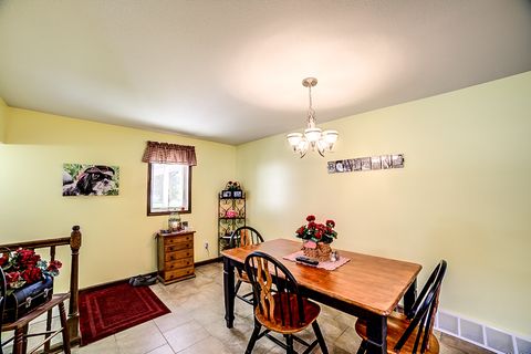 Tiny photo for 1718 N 1800 Road E, Watseka, IL 60970 (MLS # 12480553)
