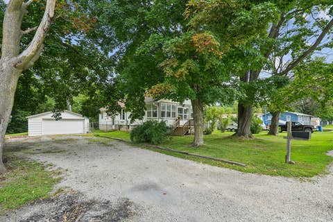 Tiny photo for 315 7th Avenue, Silvis, IL 61282 (MLS # 12725104)