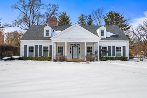 Photo of 1011 Mohawk Road, Wilmette, IL 60091 (MLS # 12483320)