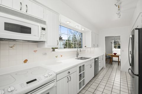 Tiny photo for 1011 Mohawk Road, Wilmette, IL 60091 (MLS # 12483320)