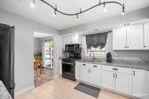 Tiny photo for 123 Heritage Drive, Minooka, IL 60447 (MLS # 12502096)