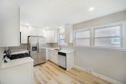 Tiny photo for 2149 E 90th Street, Chicago, IL 60617 (MLS # 12458921)