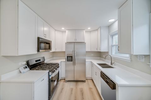 Tiny photo for 2149 E 90th Street, Chicago, IL 60617 (MLS # 12458921)