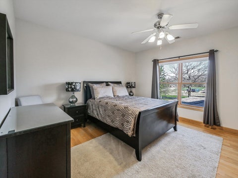 Tiny photo for 500 E Sherwood Drive, Addison, IL 60101 (MLS # 12614192)