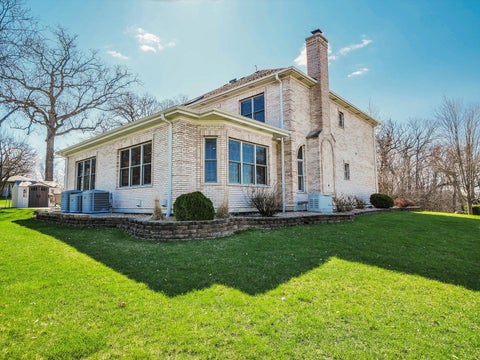 Tiny photo for 500 E Sherwood Drive, Addison, IL 60101 (MLS # 12614192)
