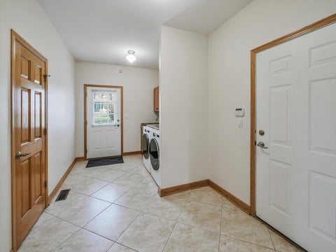 Tiny photo for 500 E Sherwood Drive, Addison, IL 60101 (MLS # 12614192)