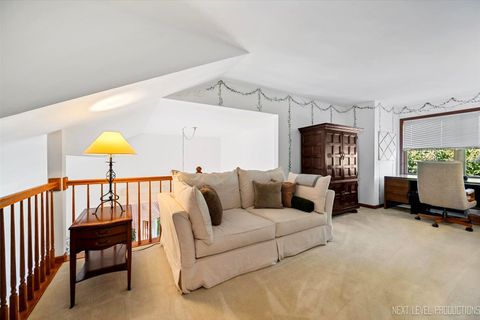 Tiny photo for 1919 Waverly Circle, St. Charles, IL 60174 (MLS # 12401524)