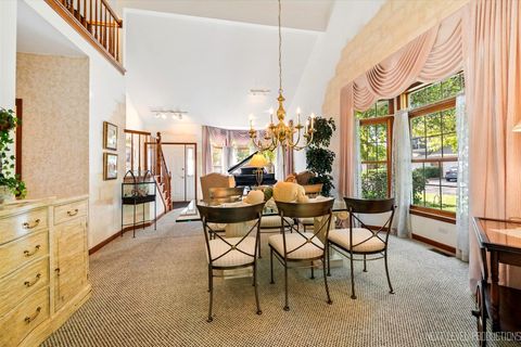 Tiny photo for 1919 Waverly Circle, St. Charles, IL 60174 (MLS # 12401524)