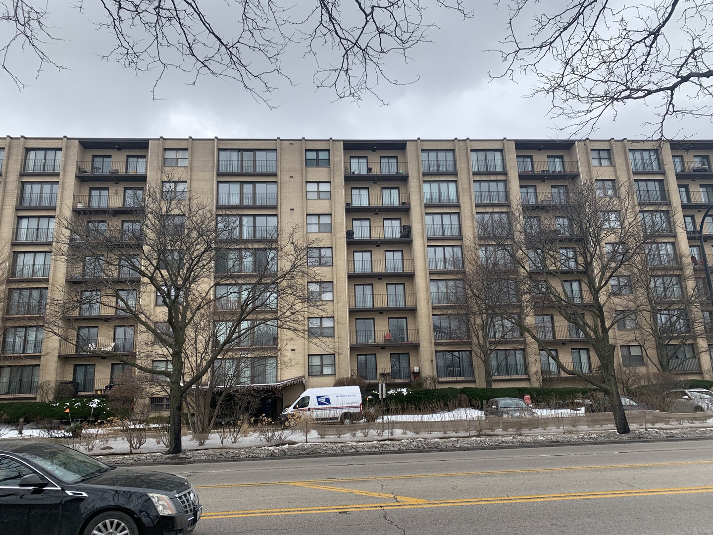 4601 W Touhy Avenue 506