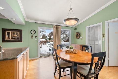 Tiny photo for 9 Merry Court, Countryside, IL 60525 (MLS # 12520236)