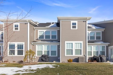 Tiny photo for 2267 Ryegrass Lane, Bolingbrook, IL 60490 (MLS # 12534587)