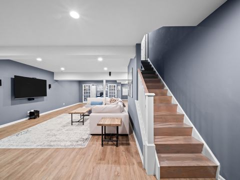 Tiny photo for 25 Wellesley Circle, Northbrook, IL 60062 (MLS # 12490409)